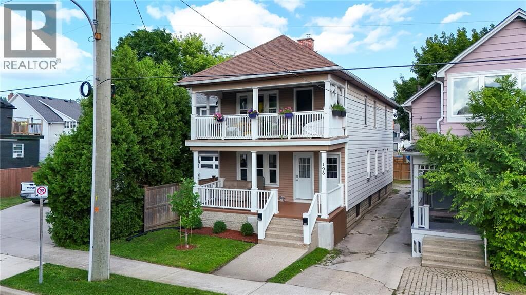 Property Photo: 198 Brock Street North ON N7T 5Z3