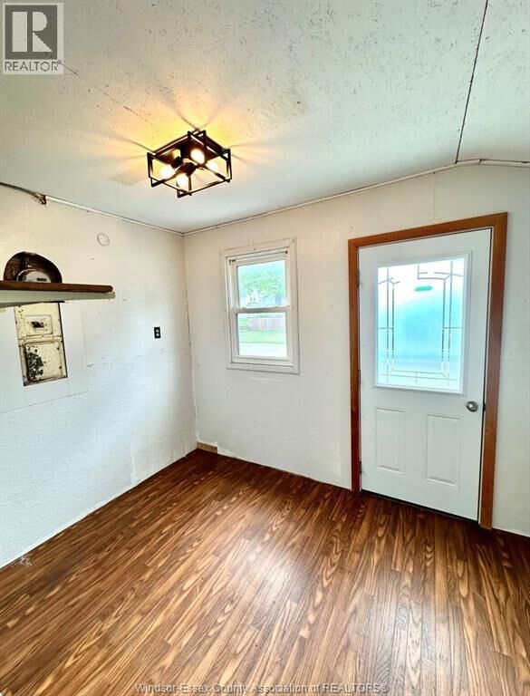 Property Photo:  67 Gray Street  ON N7M 2N5 
