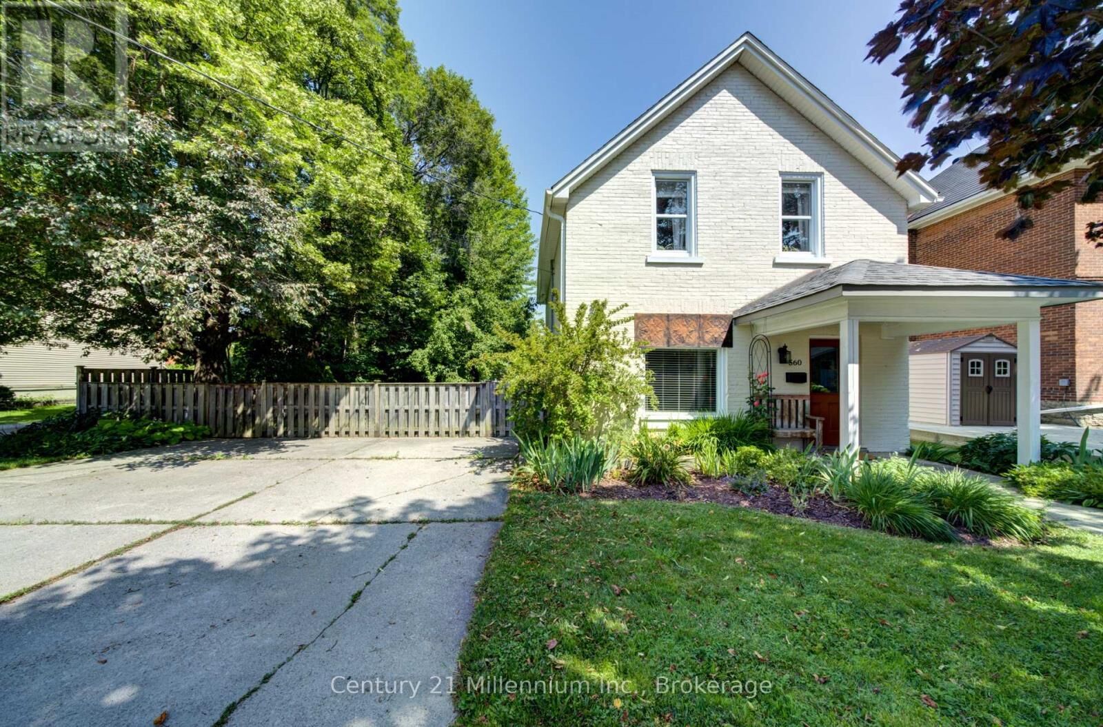 Property Photo: 560 10th St A Street West ON N4K 3R6