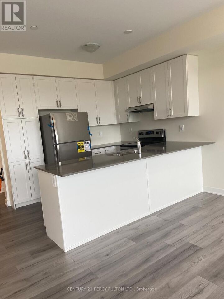 Property Photo:  1695 Dersan Street 205  ON L1V 2P8 