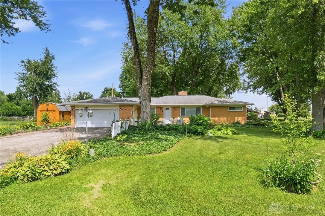 Property Photo: 9634 Mintwood Road OH 45458