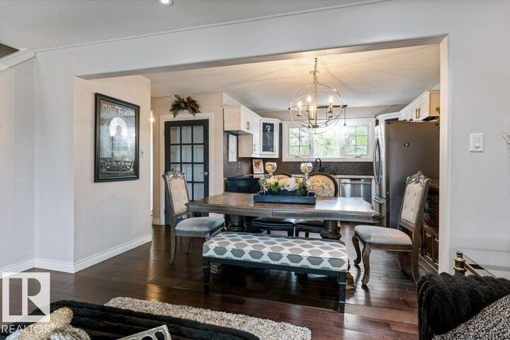 Property Photo: 11447 39 Avenue NW AB T6J 0M5