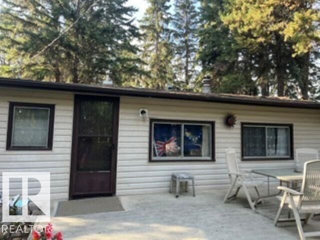 Property Photo:  515 5th St. Norris Beach  AB T0C 2V0 