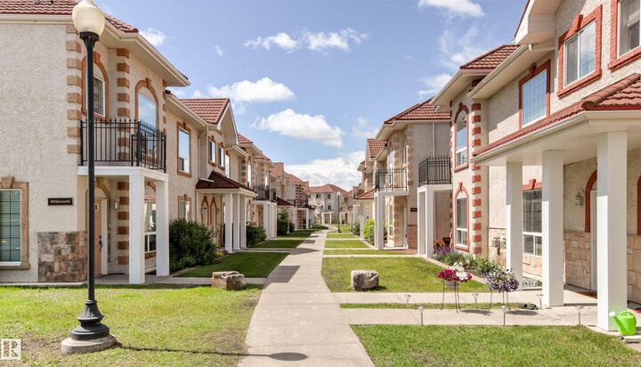 Property Photo: 13825 155 Avenue NW 39 AB T6V 0B8
