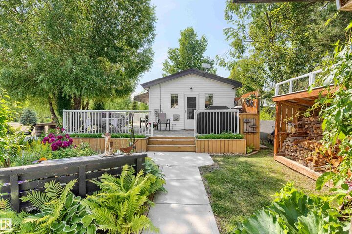 Property Photo: 816 Baptiste Drive AB T9S 1R8