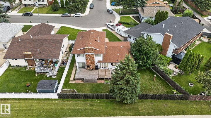 Property Photo: 17206 111A Street NW AB T5X 3K2