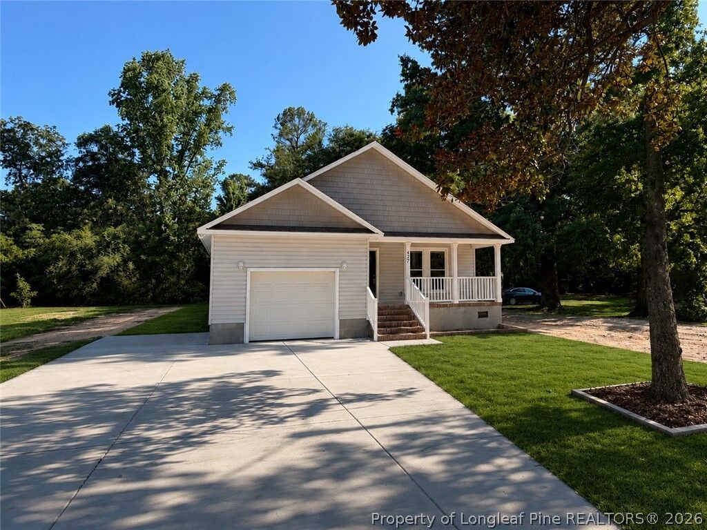 Property Photo: 427 Vass Road NC 28390