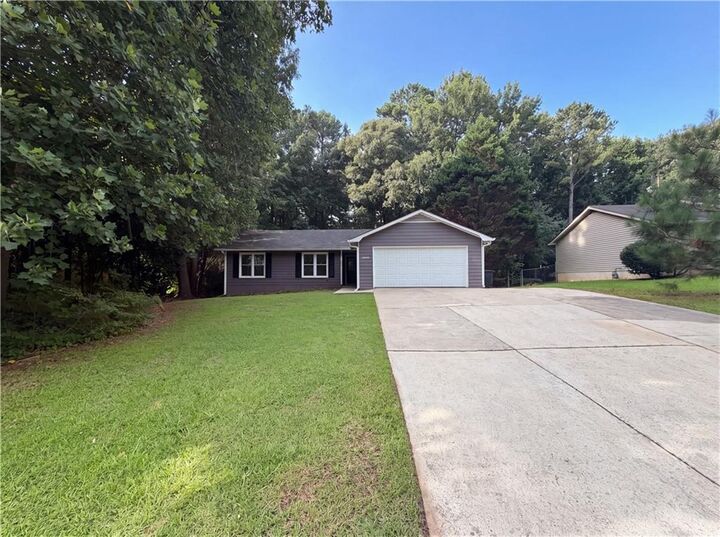 Property Photo:  1627 Hearthstone Way  GA 30236 