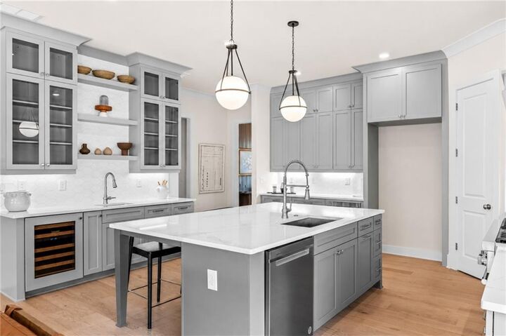 Property Photo: 2039 Village Walk GA 30004