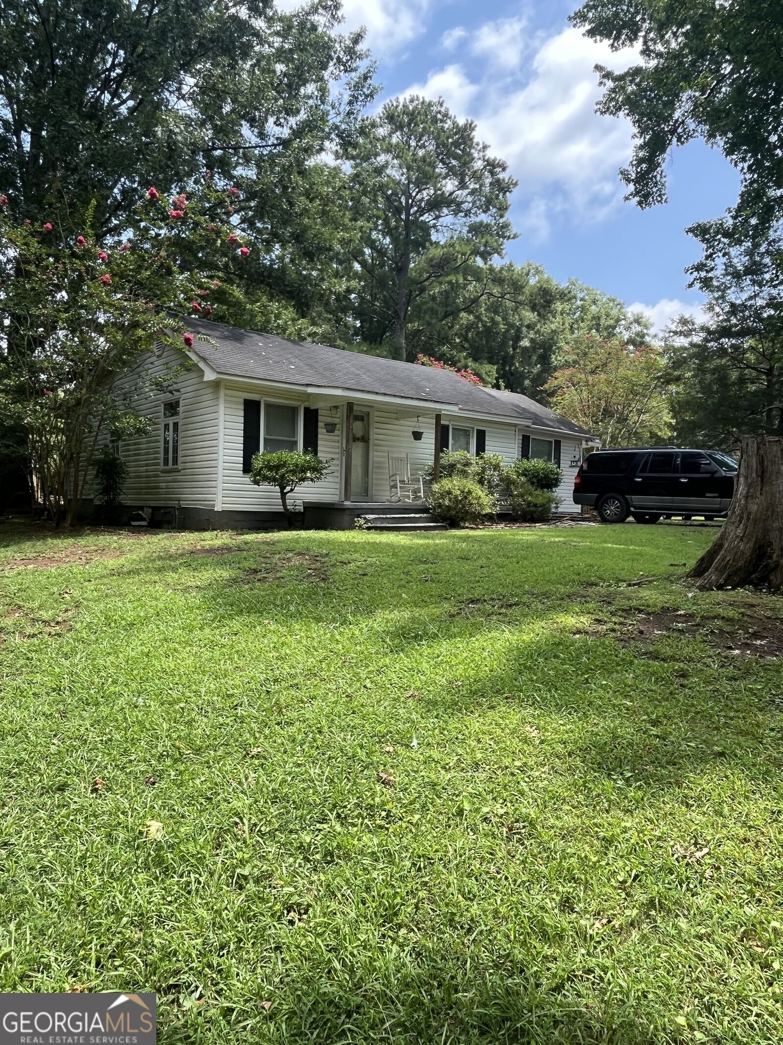 Property Photo: 95 Dellinger Road NE GA 30161