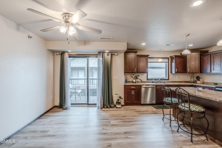 Property Photo:  3419 Hamilton Street 9  ND 58503 