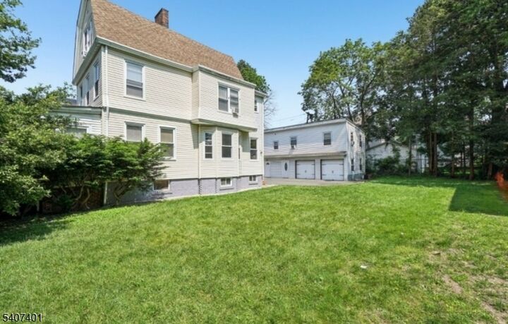 Property Photo:  226 Waverly Pl  NJ 07079 