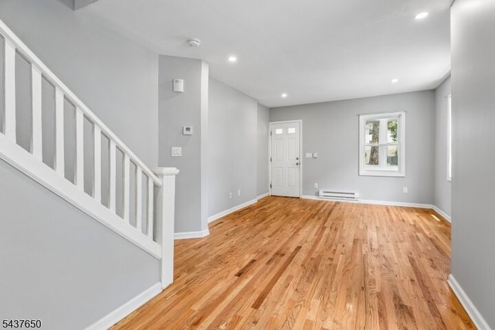 Property Photo:  11 Abbett Ave  NJ 07960 