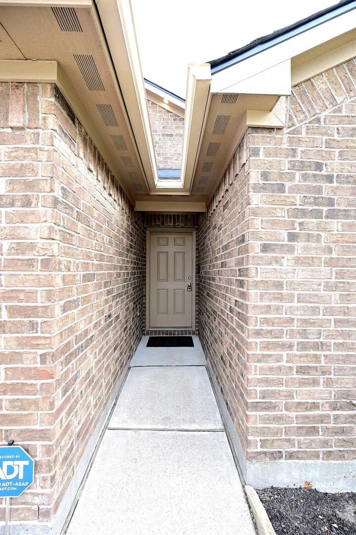 Property Photo:  23311 Robbers Nest Drive  TX 77373 