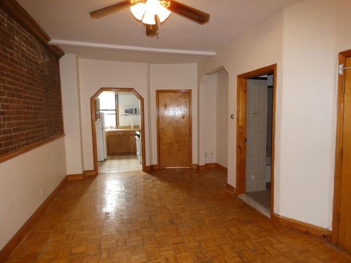 Property Photo:  936 Willow Ave 3  NJ 07030 