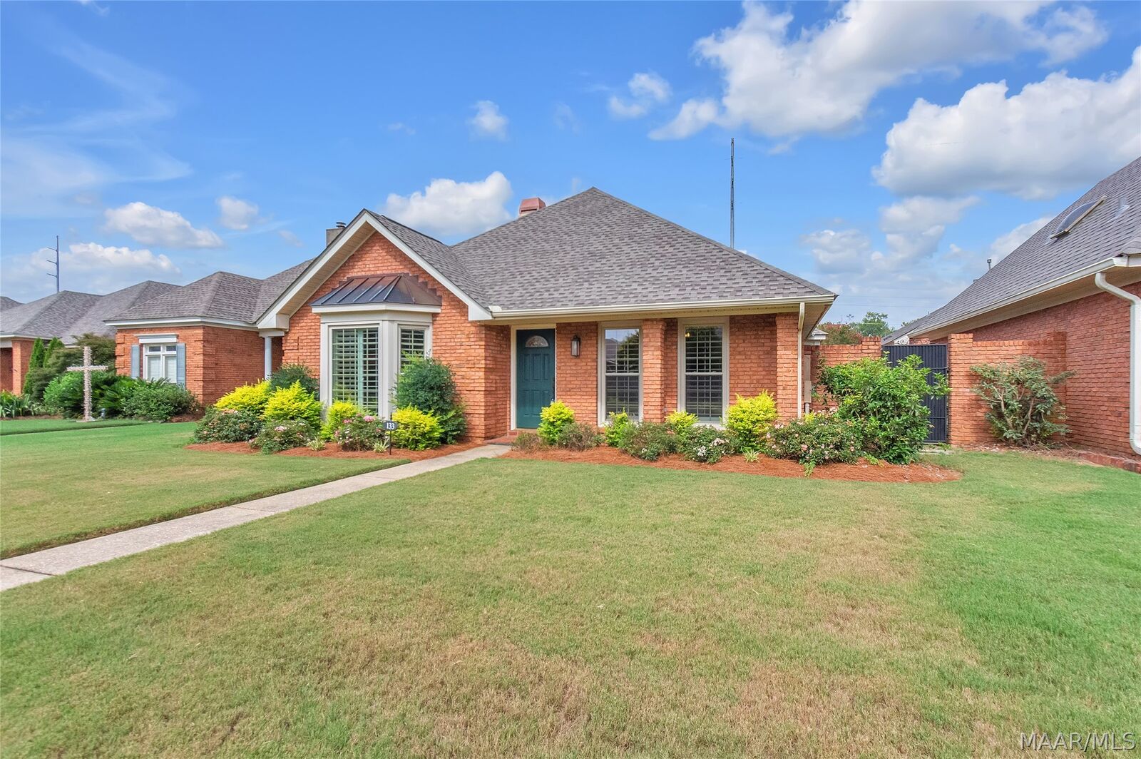 Property Photo:  133 Charleston Court N  AL 36117 
