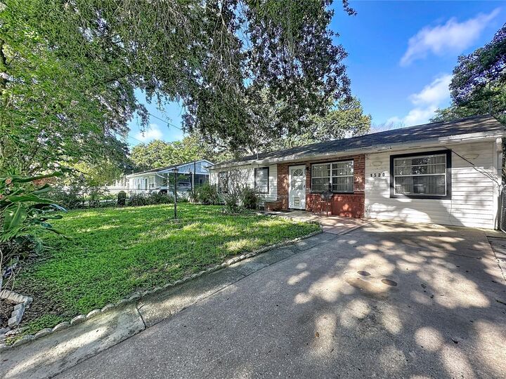 Property Photo: 1520 Overdale Street FL 32825