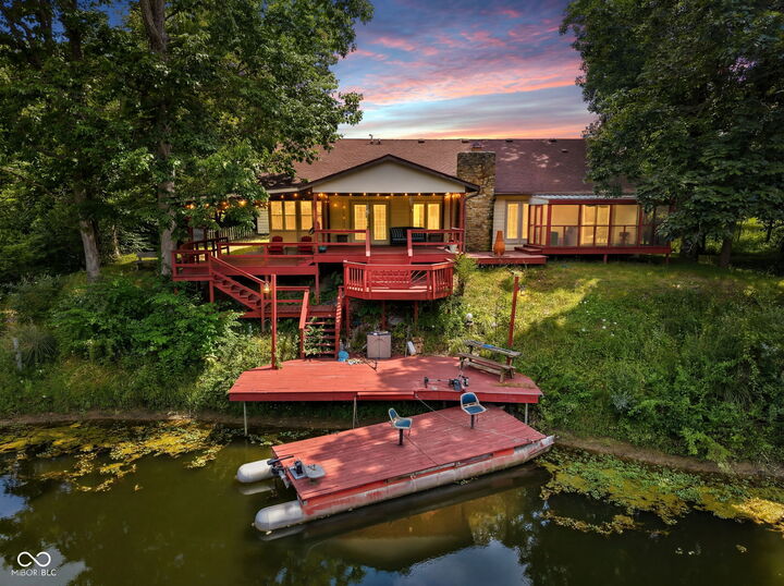 Property Photo:  5866 S 50 W  IN 46181 