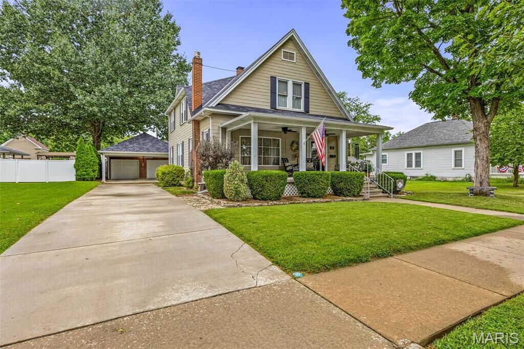 Property Photo:  315 Mississippi Avenue  MO 63019 