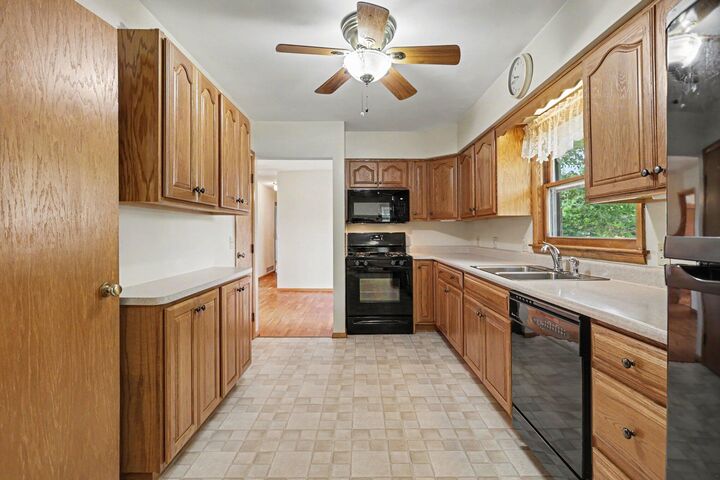 Property Photo:  547 N Wattles Road N  MI 49014 