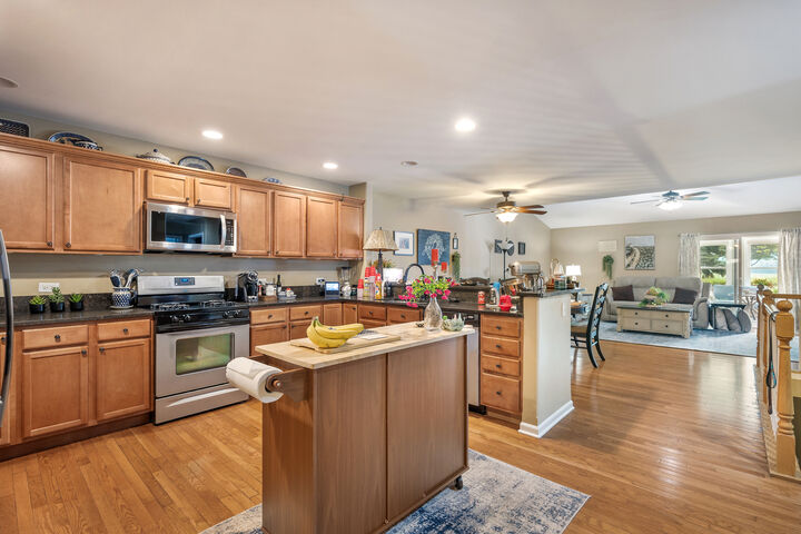 Property Photo: 823 Karen Drive 823 IL 60140