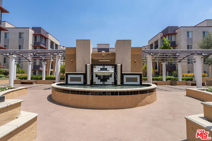 Property Photo:  360 W Avenue 26 107  CA 90031 