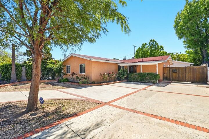 Property Photo:  16514 Index  CA 91344 