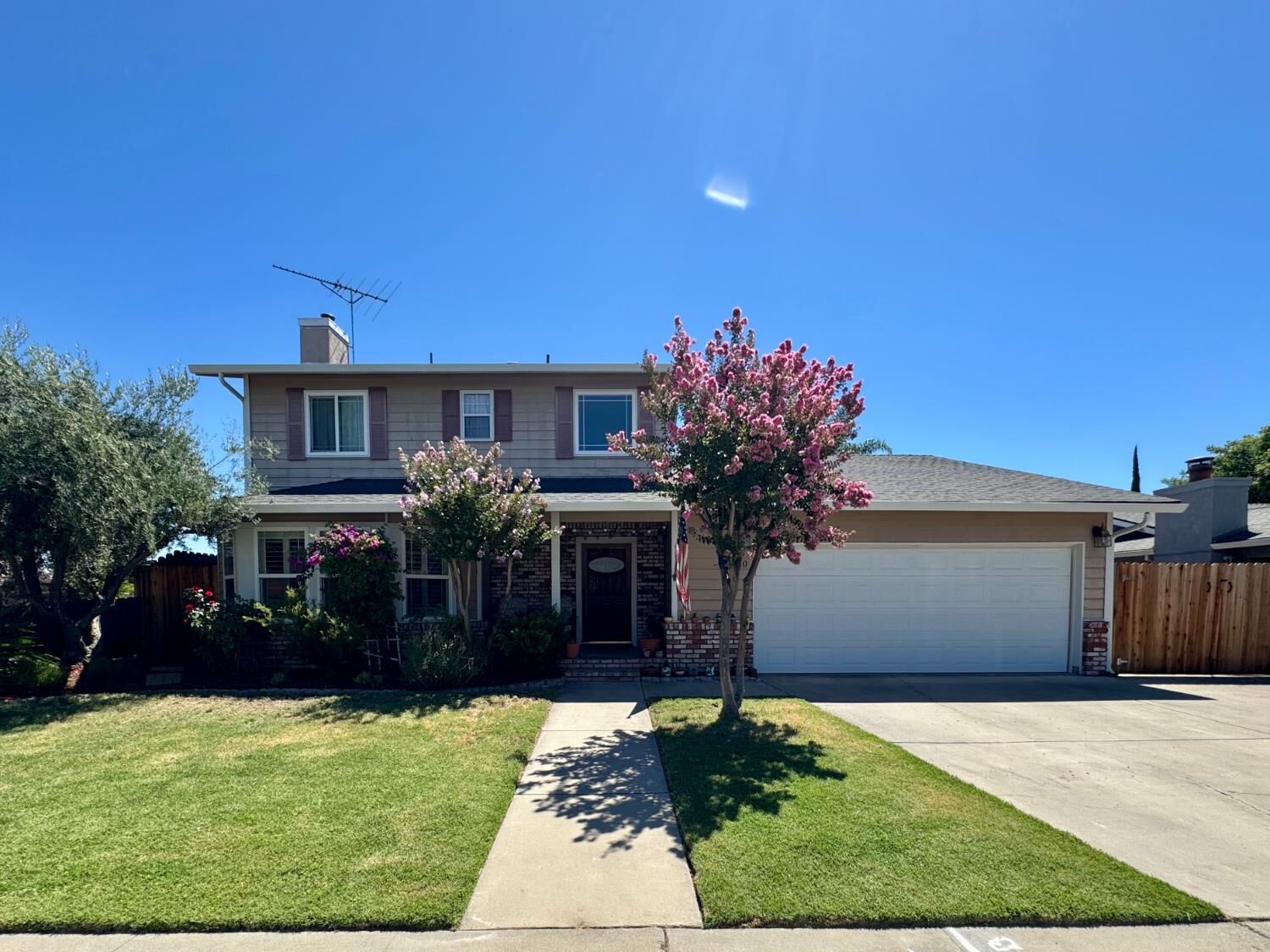 Property Photo: 1620 N Highlands Avenue CA 95382