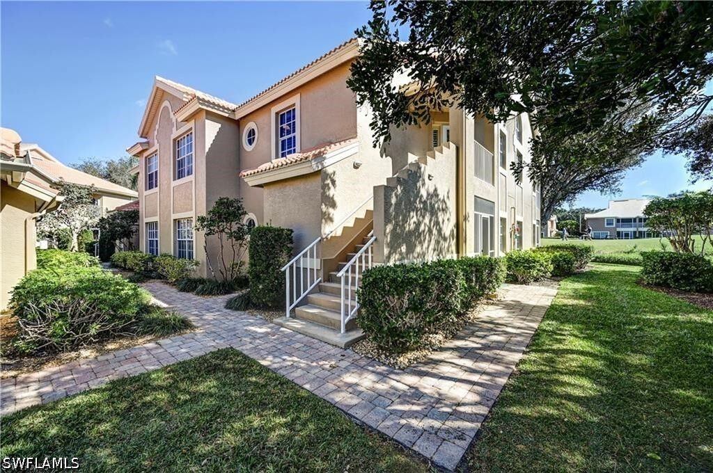 Property Photo:  13900 Southampton Drive 3004  FL 34135 
