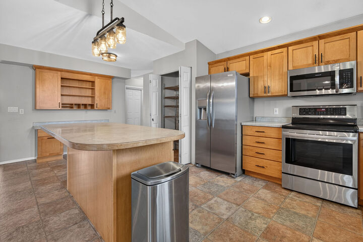 Property Photo:  1441 Kodiak Road  MT 59602 