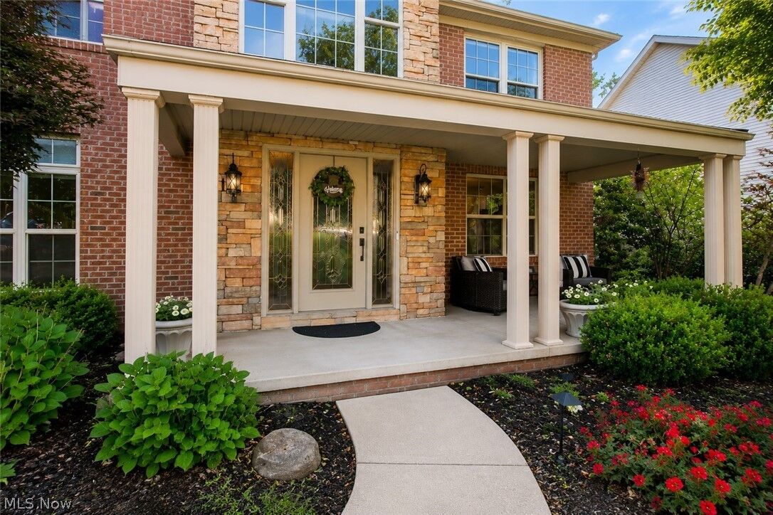 Property Photo: 506 Brentwood Boulevard OH 44321