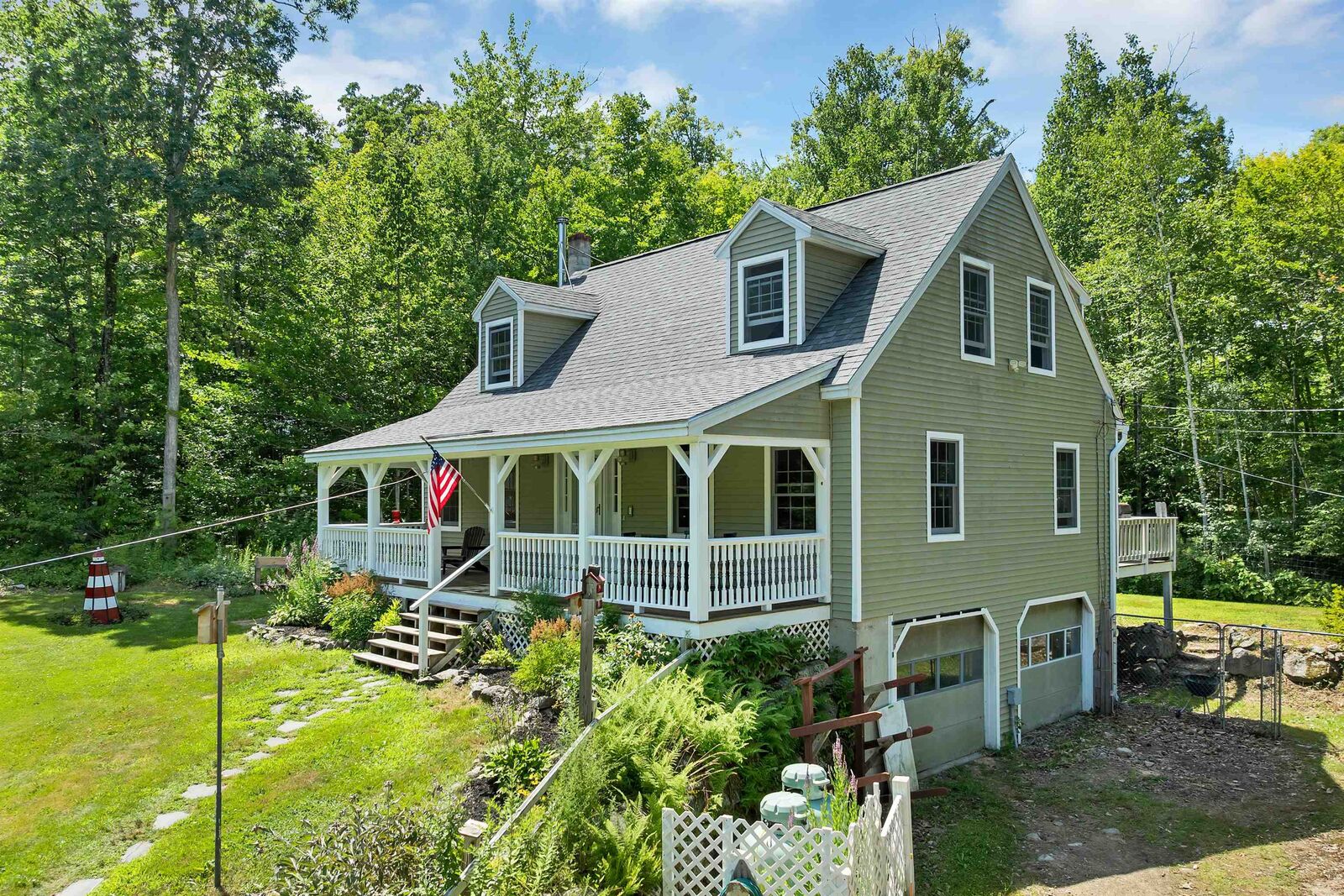 Property Photo:  19 Vonhurst Road  NH 03254 