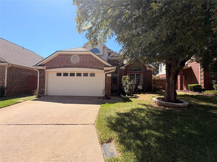 Property Photo: 342 Arbor Court TX 76039