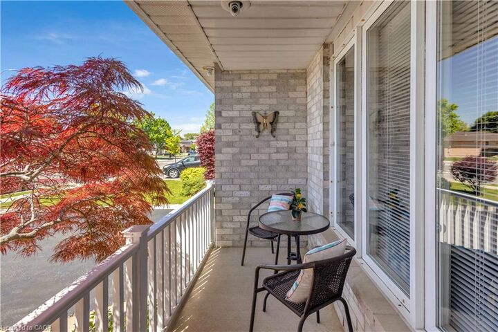 Property Photo:  640 Acadia Drive  ON L8W 3V1 