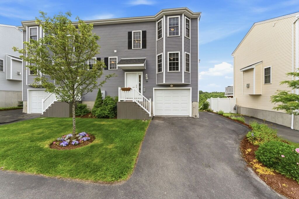 Property Photo:  34 Bittersweet Blvd  MA 01607 