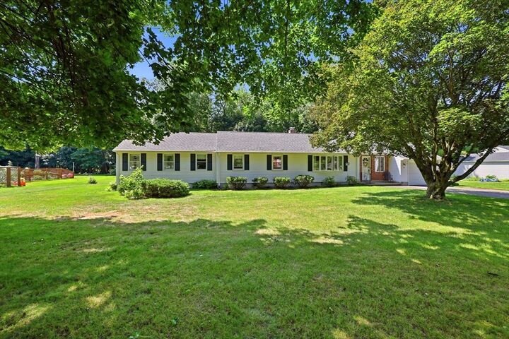 Property Photo:  20 Hickory Lane  MA 01036 