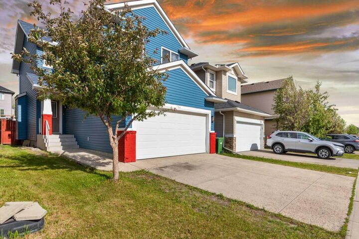 Property Photo: 124 Saddlecrest Boulevard NE AB T3J 5E9