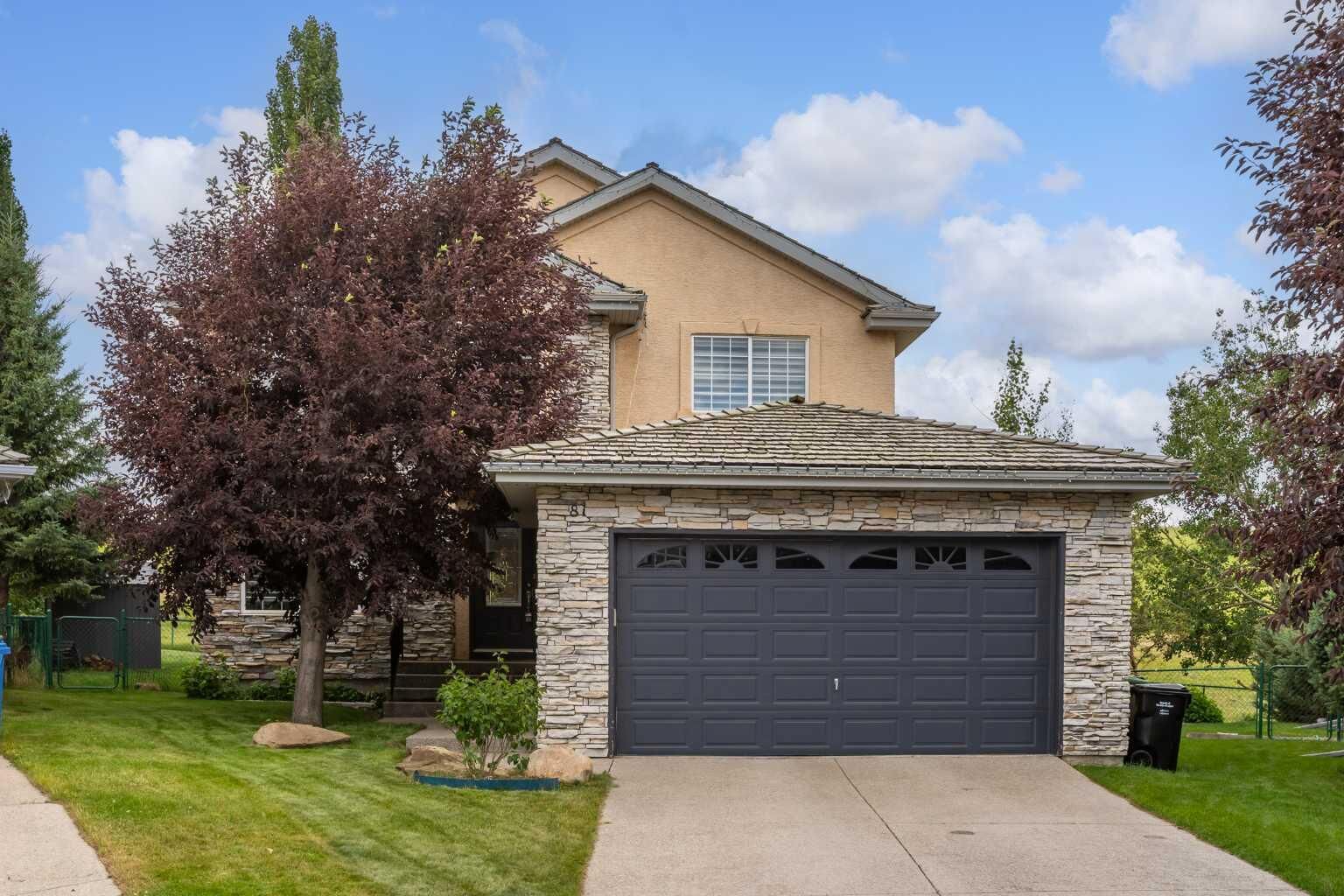 Property Photo:  81 Royal Crest Terrace NW  AB T3G 4M2 