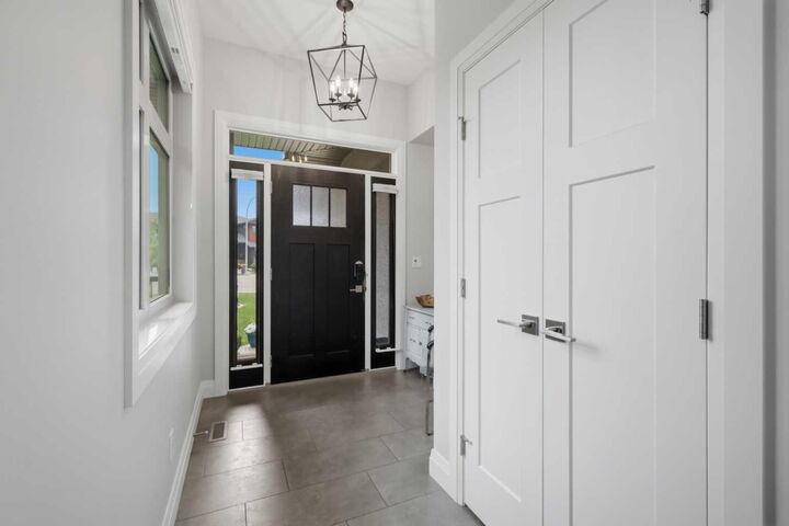 Property Photo: 1 Meadow Close AB T4L 0J1