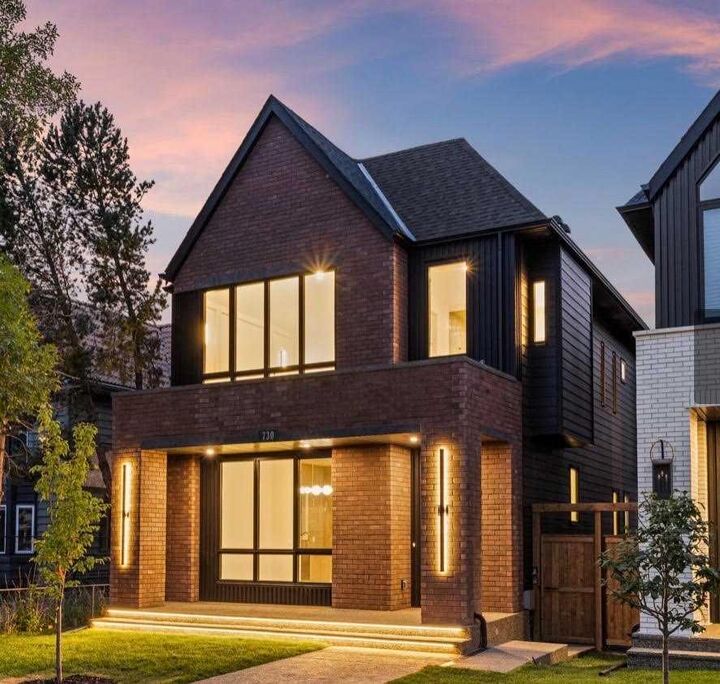 Property Photo: 730 25 Avenue NW AB T2M 2B2