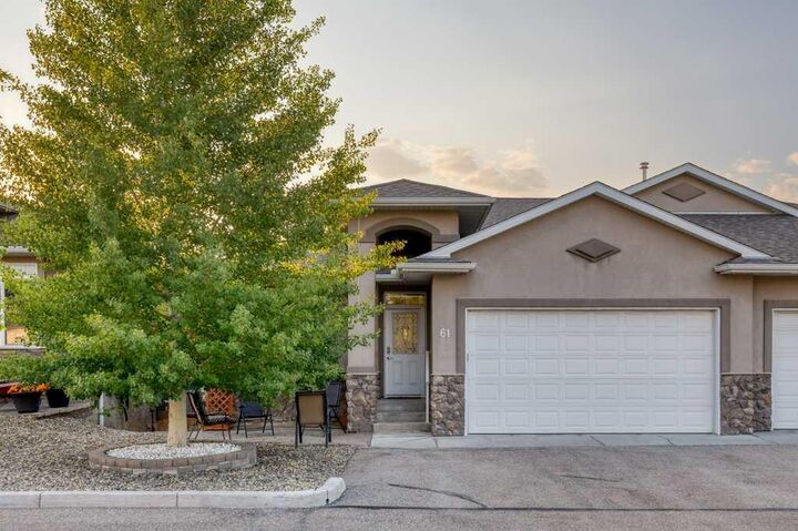 61 River Heights View — photo 1