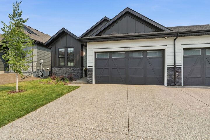 648 Shawnee Terrace SW — photo 1