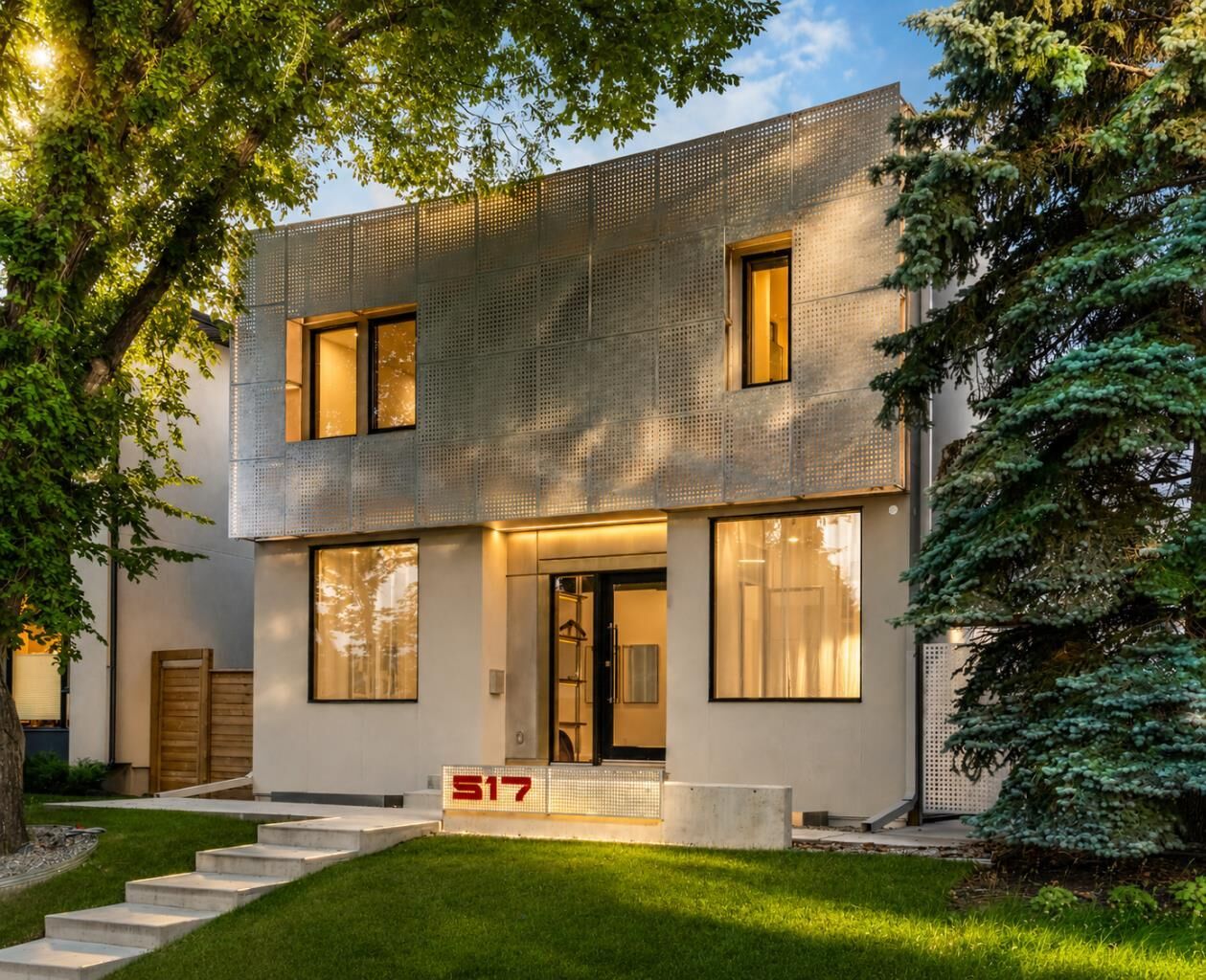 Property Photo: 517 28 Avenue NW AB T2M 2K9