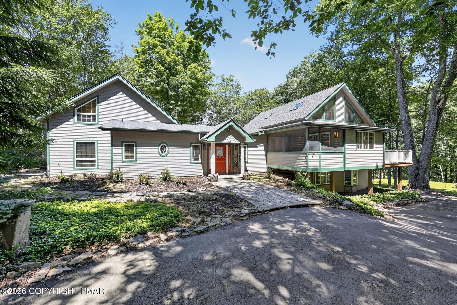 Property Photo:  326 Fawn Road  PA 18347 