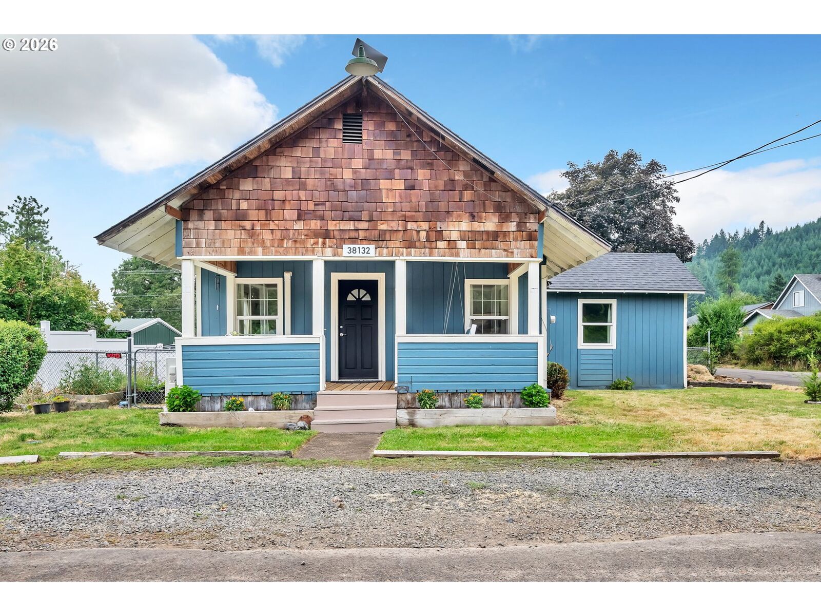 Property Photo:  38132 B St  OR 97454 