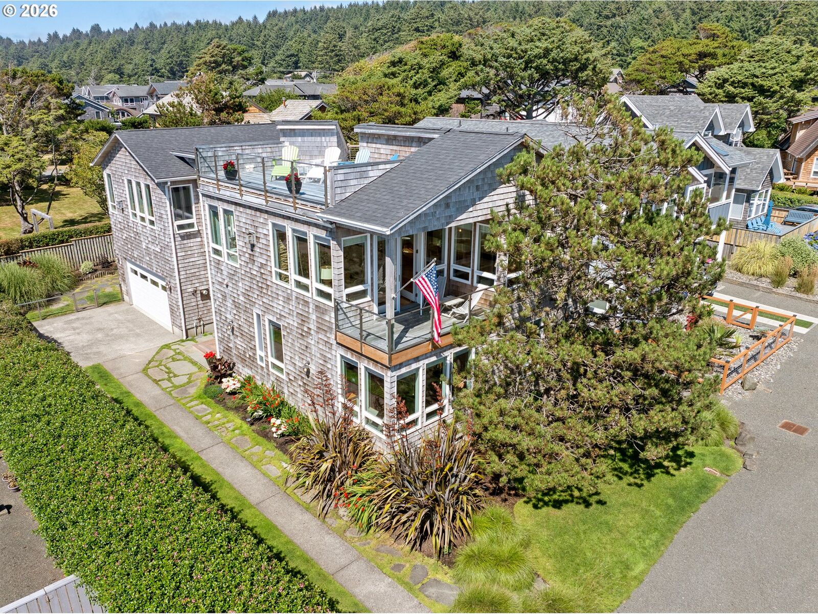Property Photo:  164 Fernwood St  OR 97110 