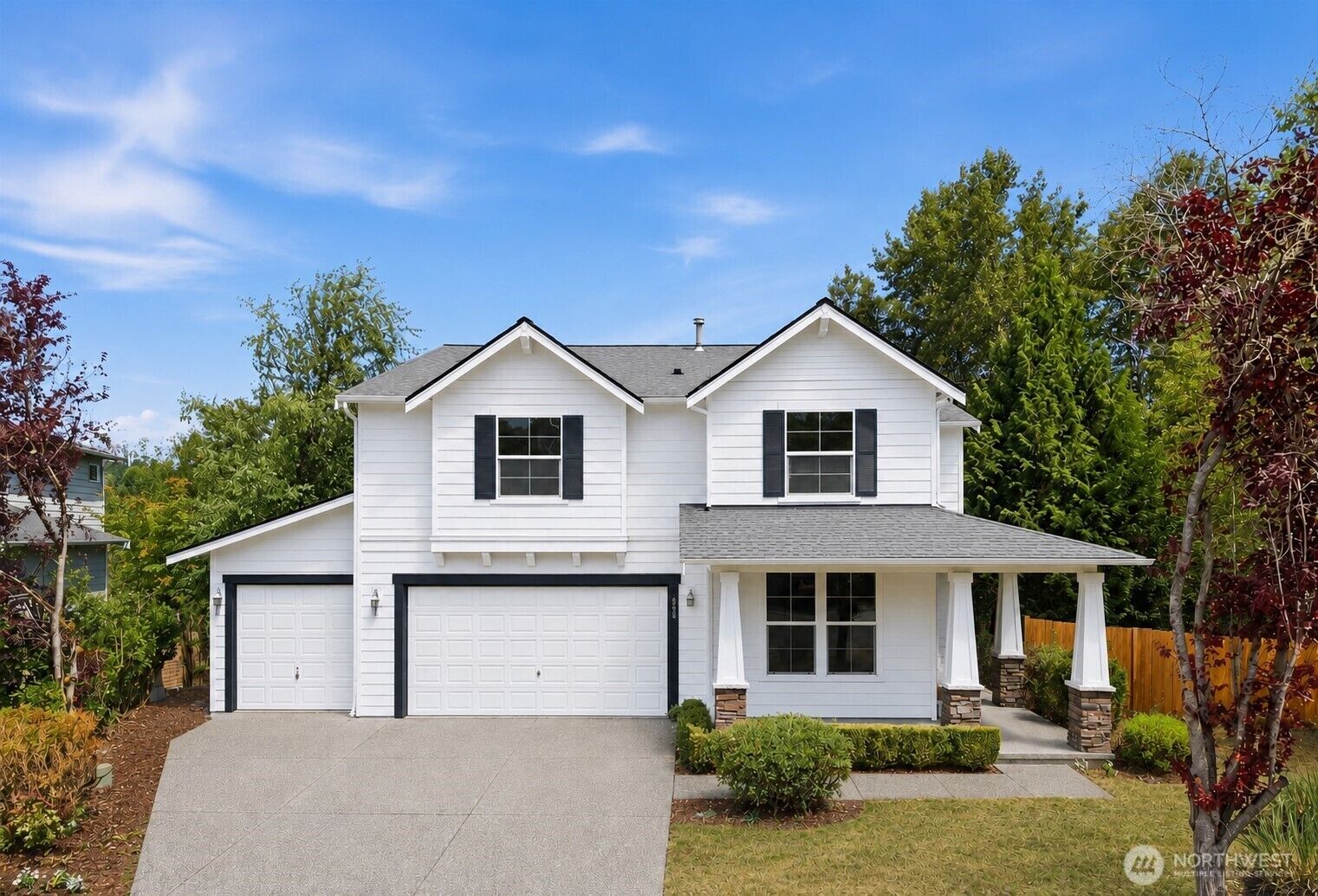 Property Photo:  252  245th Place NE  WA 98074 