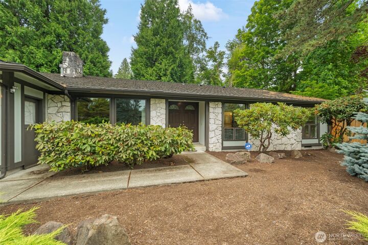 Property Photo:  16905  150th Avenue SE  WA 98058 