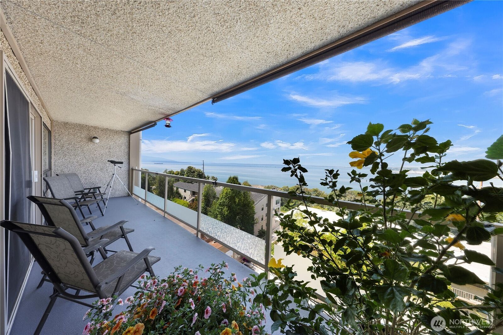 Property Photo:  415 N State Street 406  WA 98225 