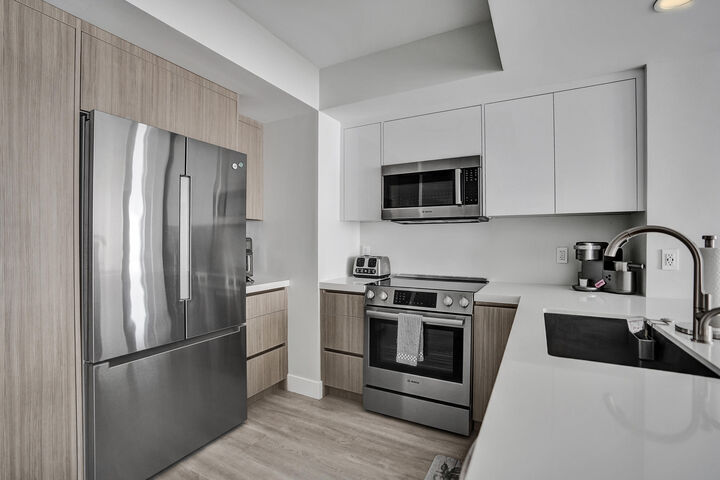Property Photo: 2821 N Ocean Boulevard 1106S FL 33308